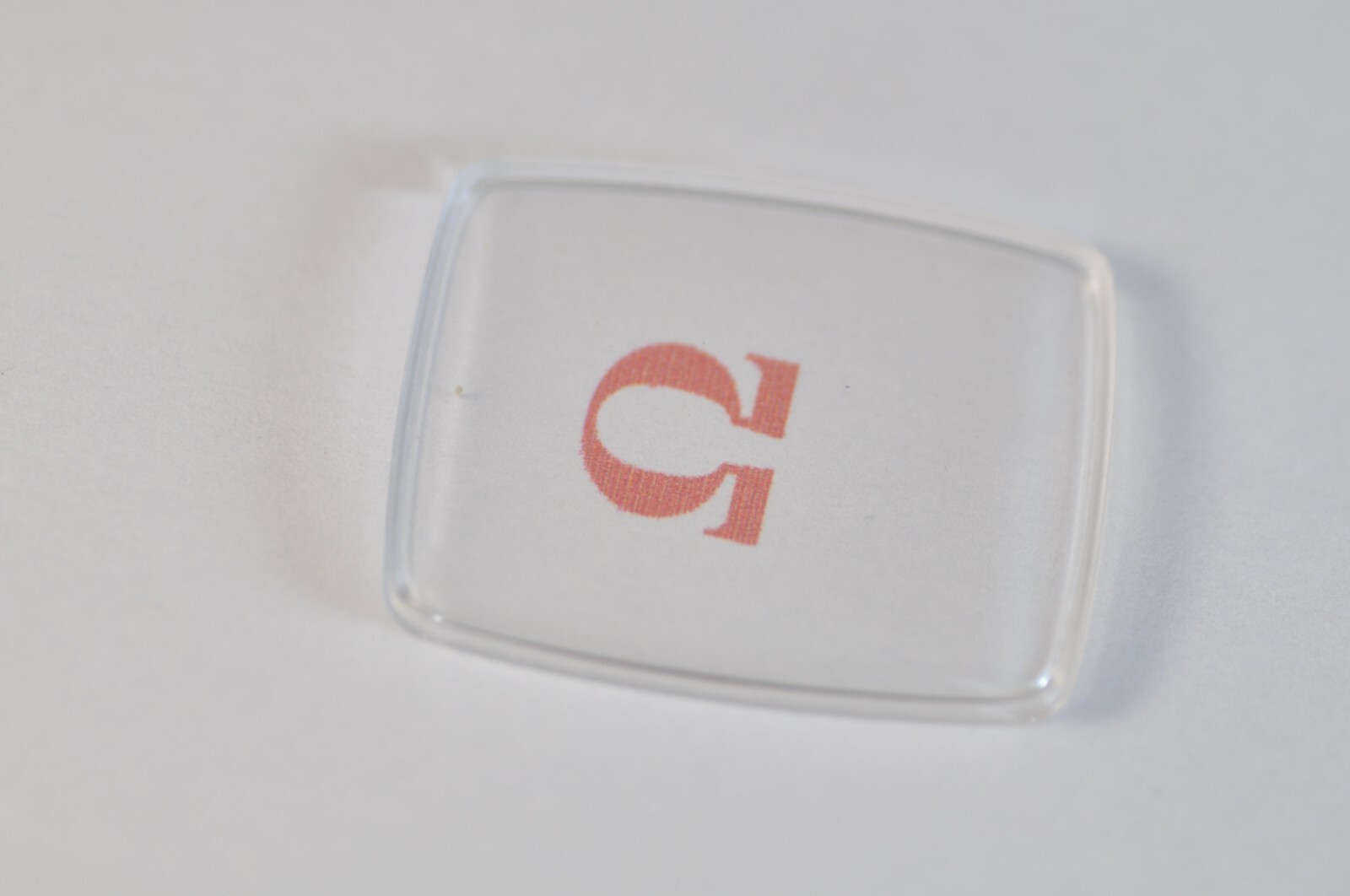 31637351571756827605