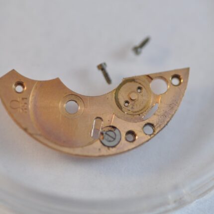 omega watch part 351-1001 fits movement 351 train wheel bridge