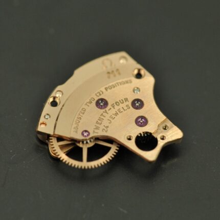 Omega 711-1031 711-1033  complete automatic device movement 711 mint