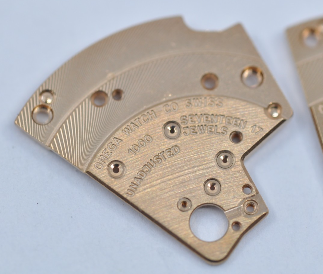 28705376101763378698