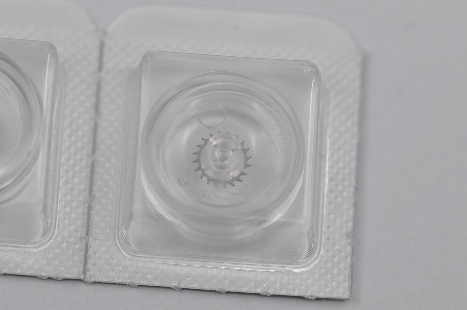 18954996141763026645