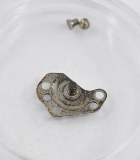 33472744091768557685