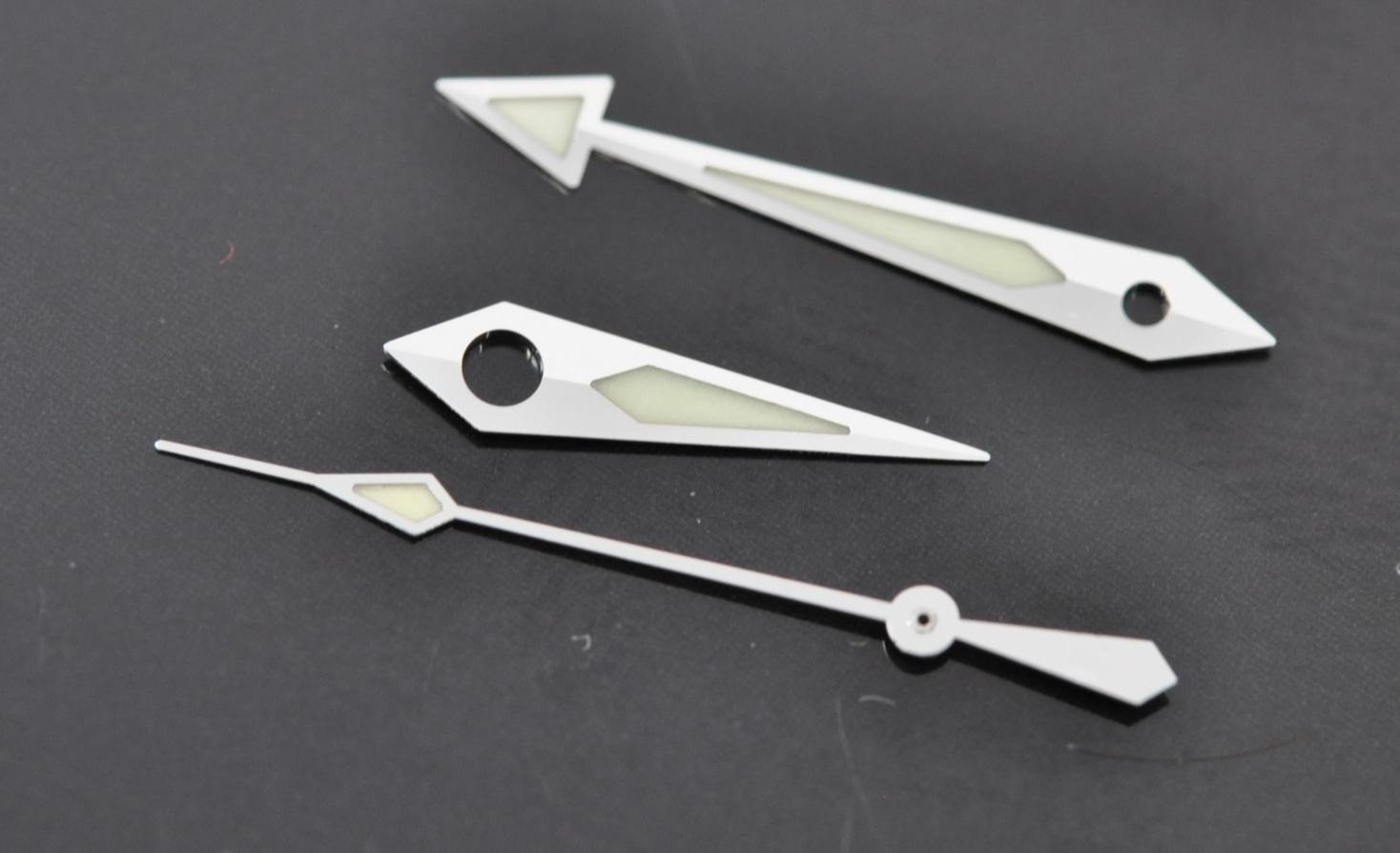 19624569361768736416